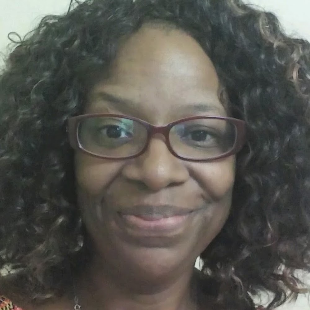 Meet your Posher, Rhonda